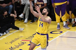 湖记：湖人看好克莱伯作为空间型内线的价值 认为他能丰富轮换