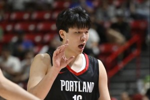 期待下半场杨瀚森半场出战14分钟 得8分2板2助2帽&amp;正负值+14