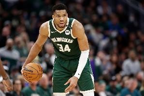 文胖：雄鹿的补强力度确实不错 但这恐不足以说服字母哥长期留队